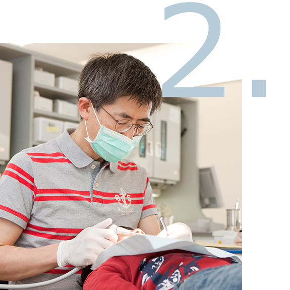 2.小児歯科専門医として、正確な診断に基づく確実な治療技術を提供します。